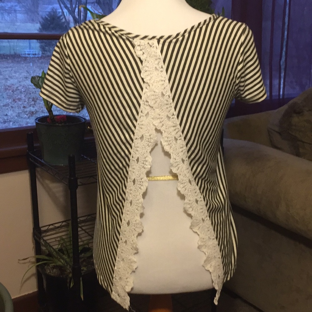 Open back striped t-shirt